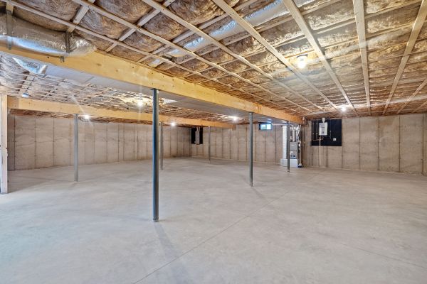 Basement Floor Installation in Snohomish