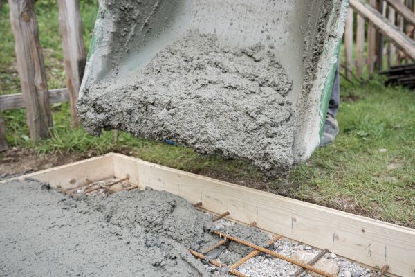 Yard Concrete Pouring in Snohomish