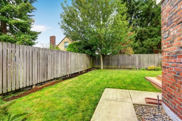 Backyard Walkway Installation in Snohomish
